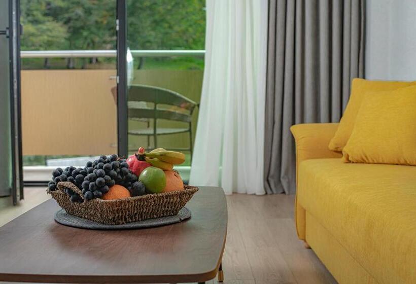 هتل Crystal Residence