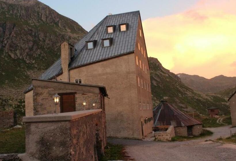 فندق Ospizio San Gottardo