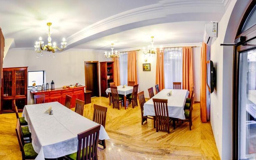 בית מלון כפרי Villa Boutique Alina