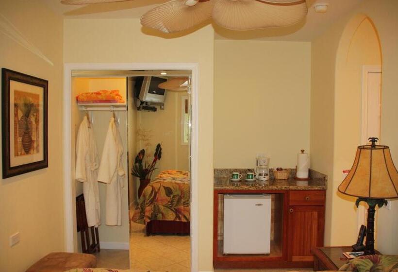 Maui Beach House B & B