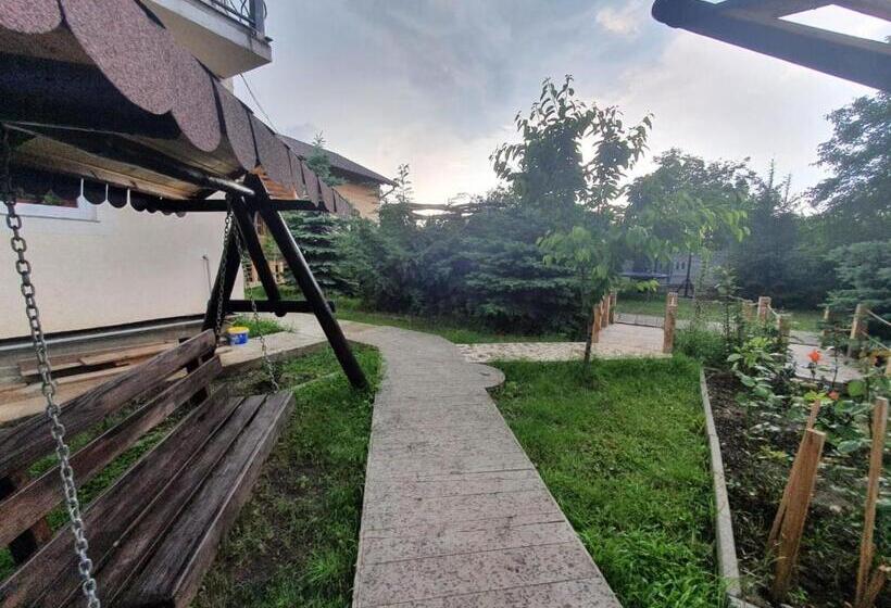 Пансион Daiana Residence Cabane