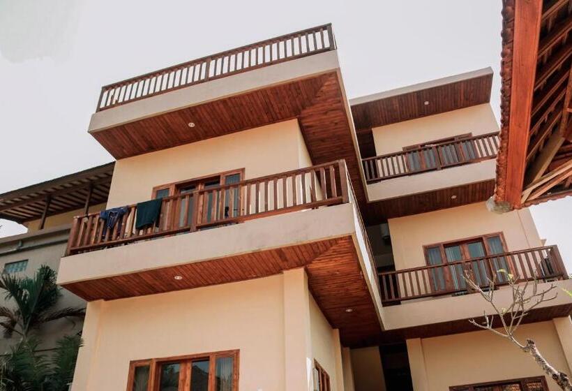 펜션 Medewi Beach Inn