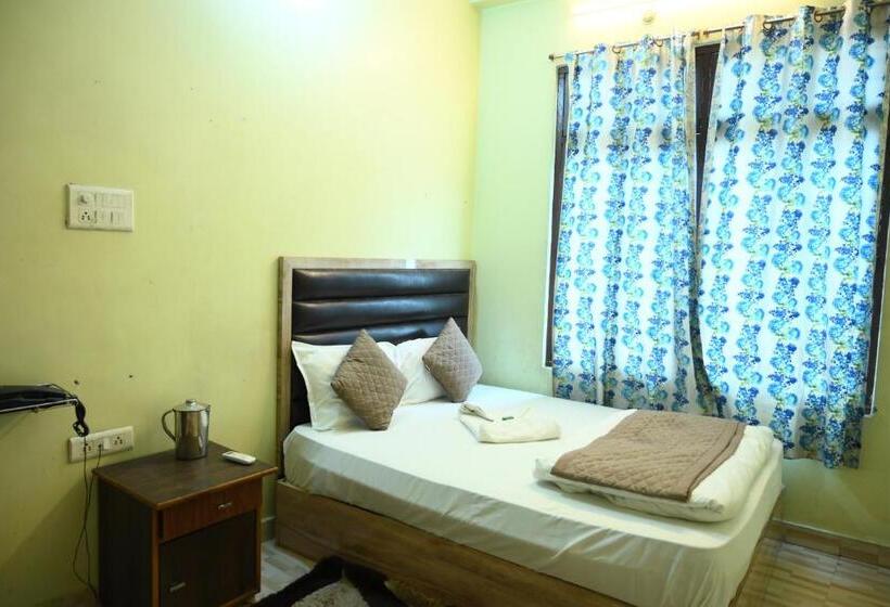 ペンション Rameshwaram Guest House