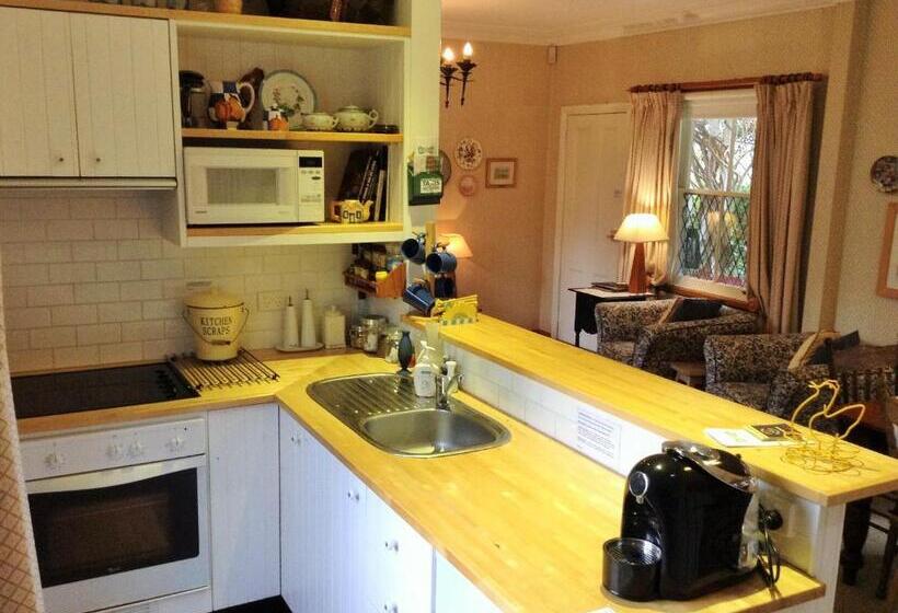 פנסיון Southdown Cottage