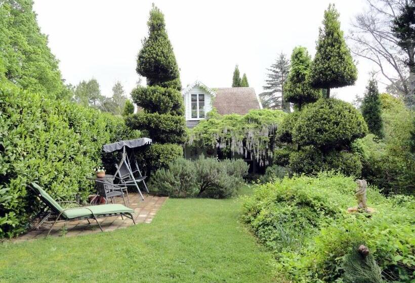 פנסיון Southdown Cottage