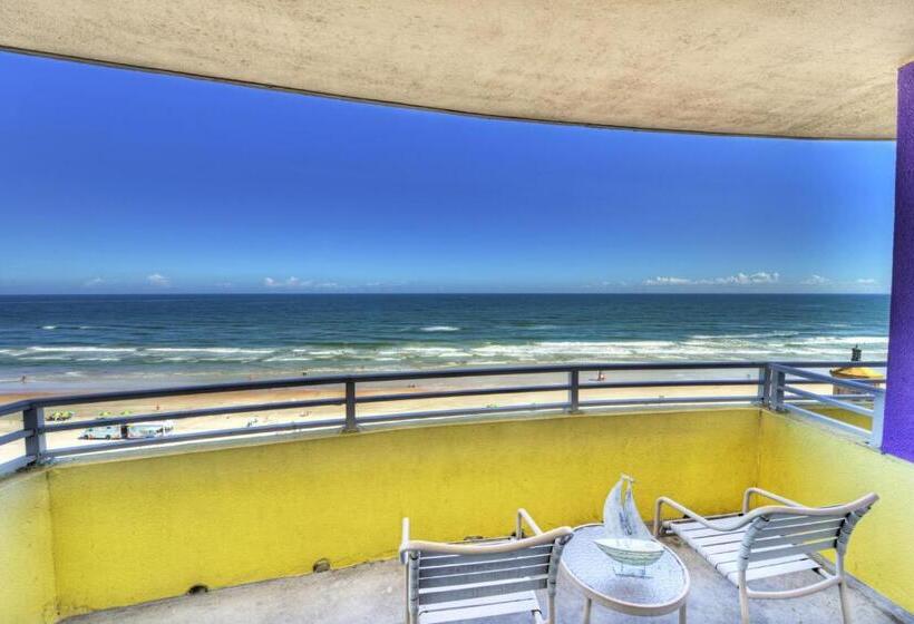 Wyndhams Ocean Walk Resort