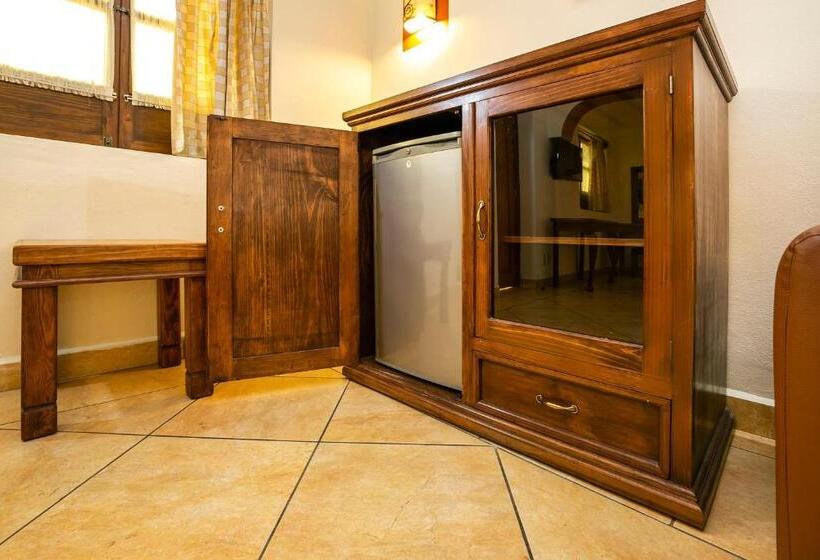 Отель Casa Del Virrey & Suites