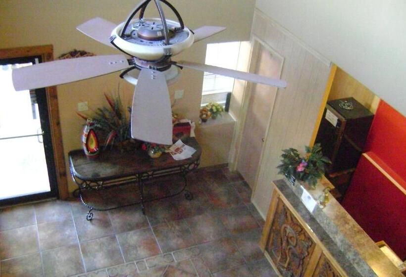 汽车旅馆  Camino Real