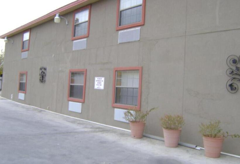 汽车旅馆  Camino Real