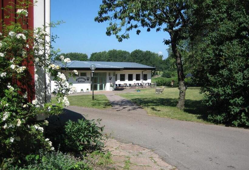 Allégården Kastlösa Vandrarhem