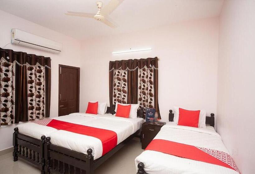 ホテル Kiruba Castle