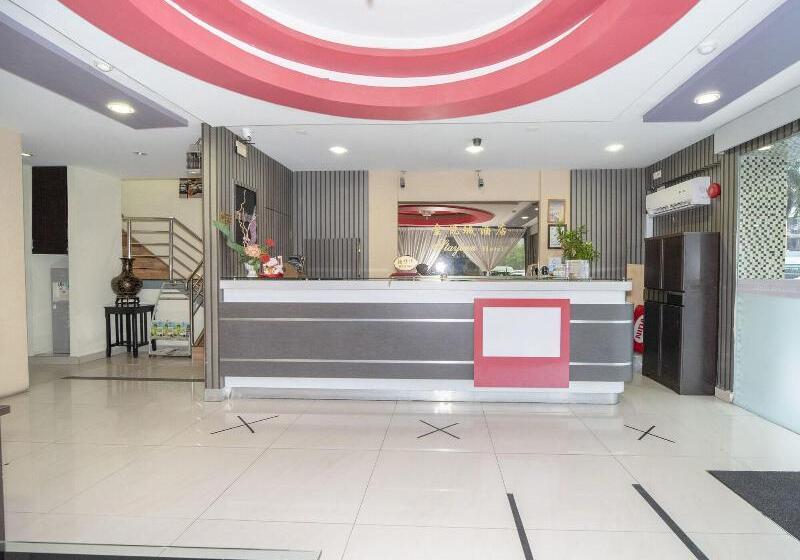 בית מלון כפרי Oyo 89944 Stay Inn