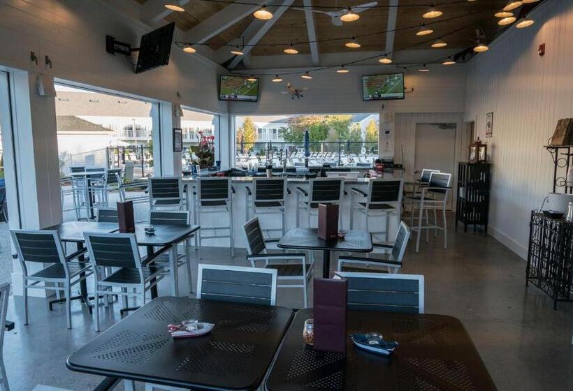 فندق The Cove At Yarmouth