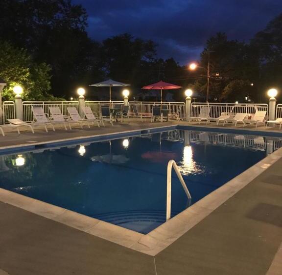 汽车旅馆 Cape Harbor Motor Inn