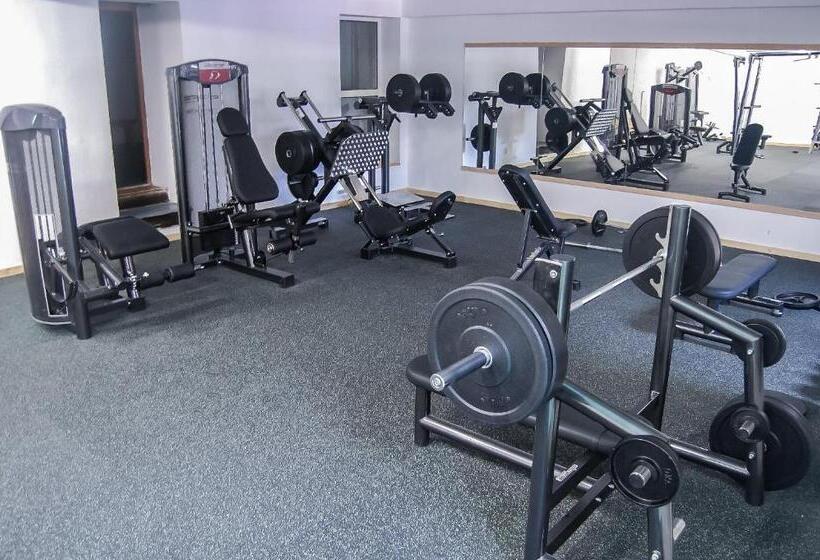 リゾートホテル Penzión Teniscentrum