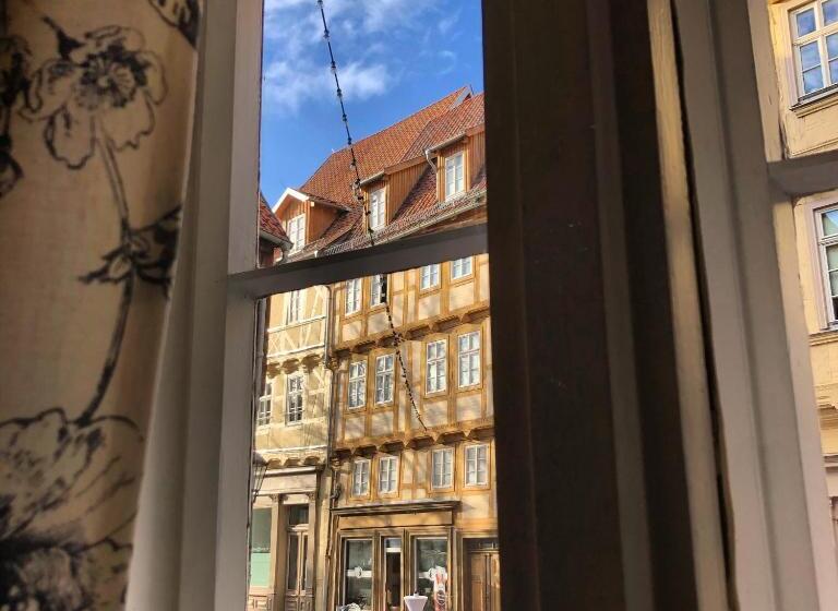 Adelheid Hotel Garni