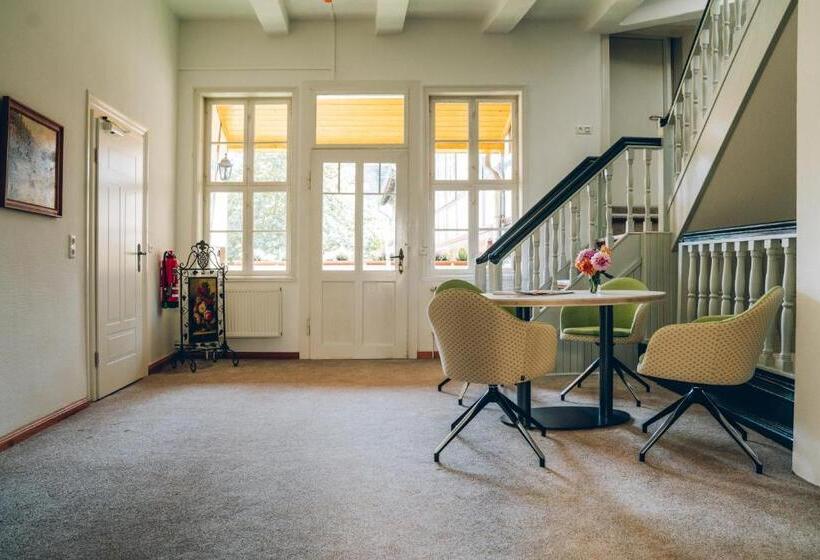 Adelheid Hotel Garni