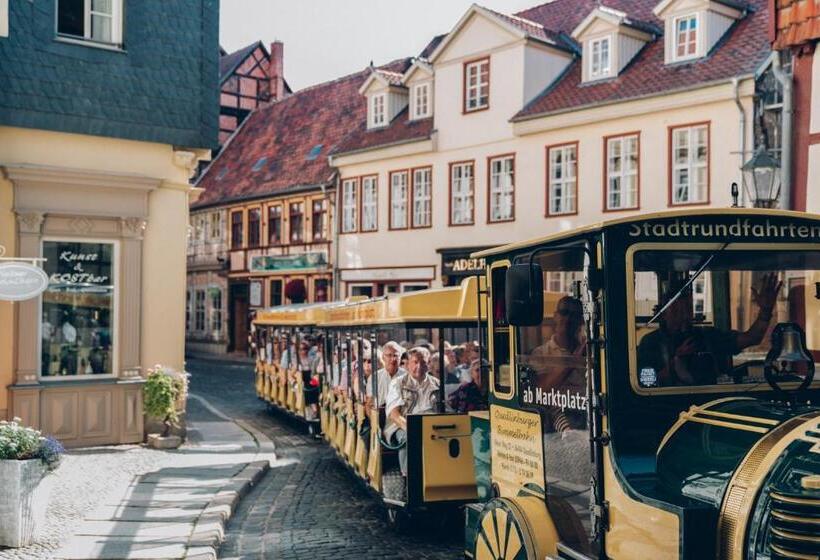 Adelheid Hotel Garni