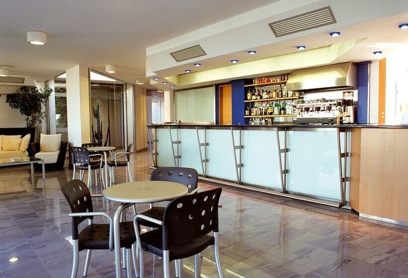 ホテル African Beach