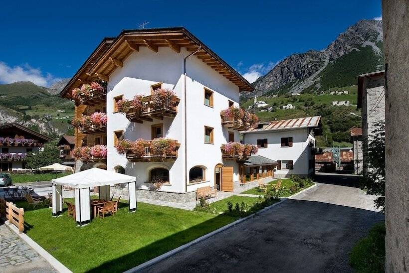 Alpen Hotel Chalet
