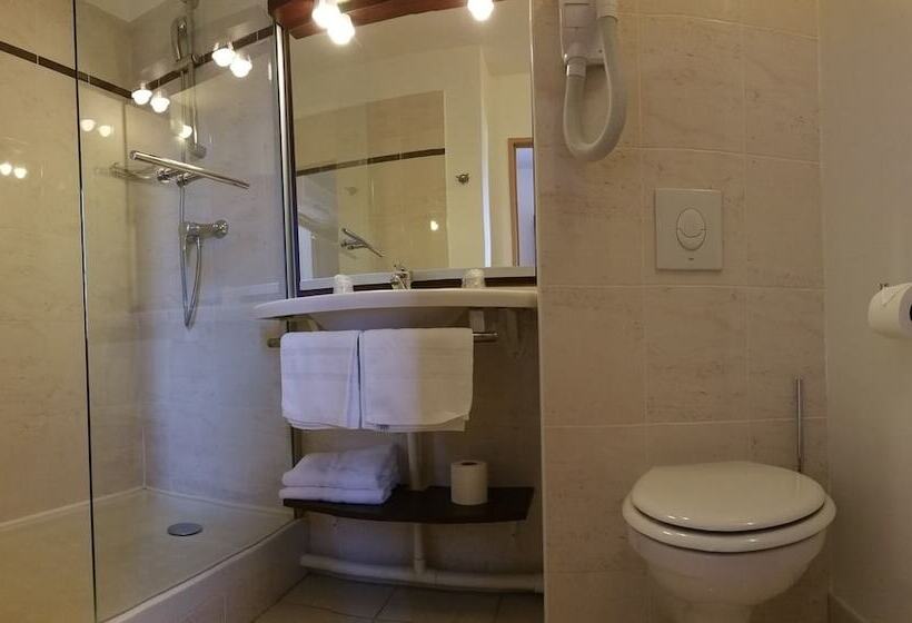 Brit Hotel Châteaudun