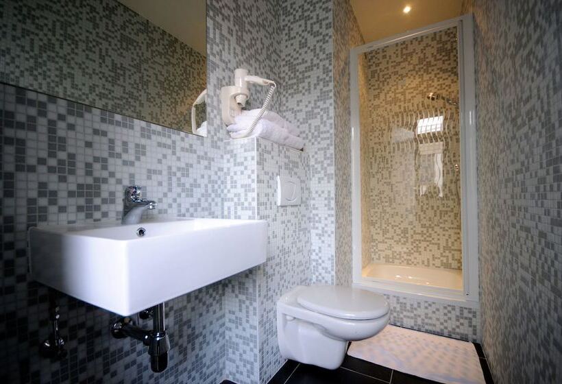 호텔 3 Paardekens   City Centre