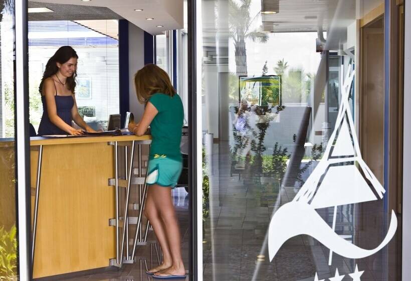 ホテル African Beach