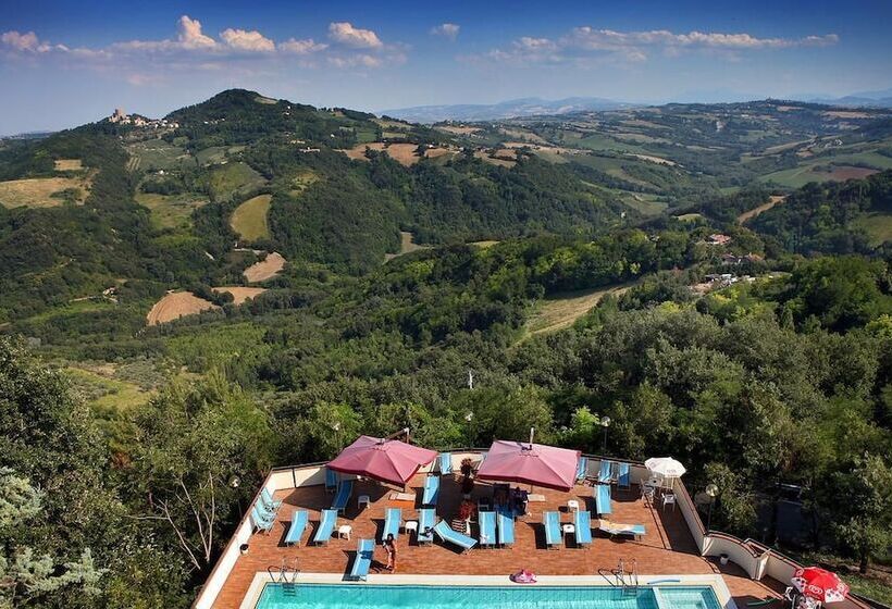 Отель Albergo Centopini