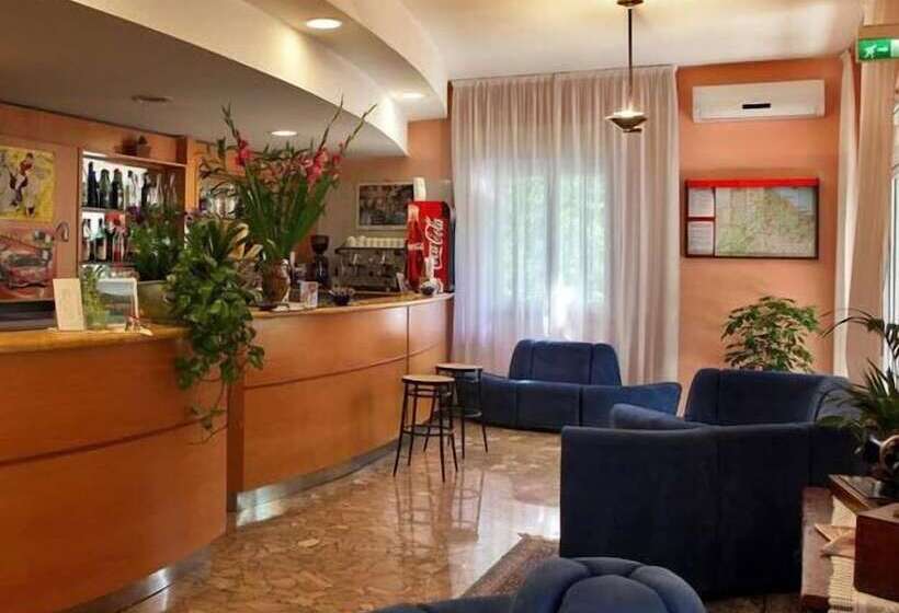 Отель Albergo Centopini