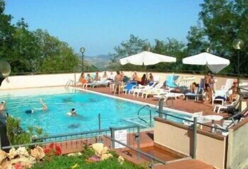 Отель Albergo Centopini