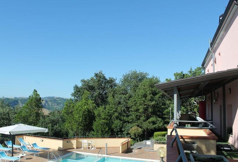 Отель Albergo Centopini