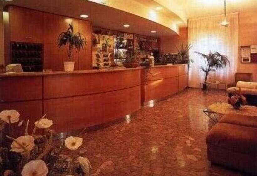 Отель Albergo Centopini