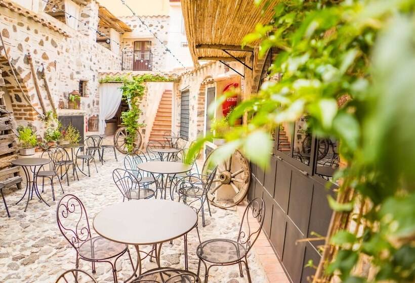Hotel Albergo Diffuso Mannois