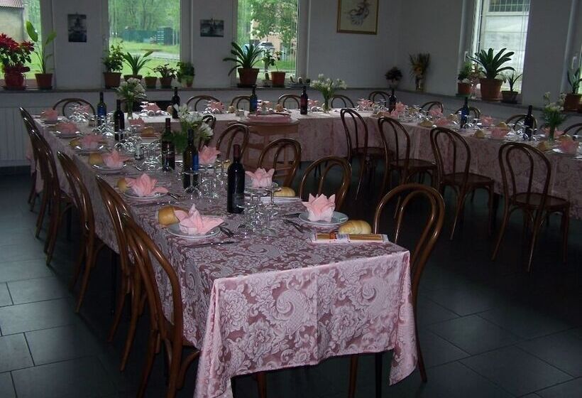 호텔 Albergo Ristorante Turchino