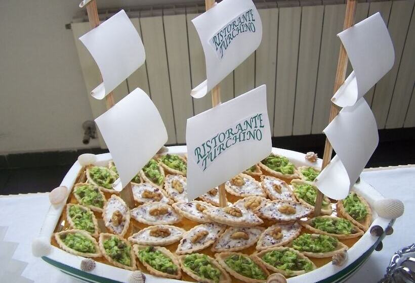 호텔 Albergo Ristorante Turchino