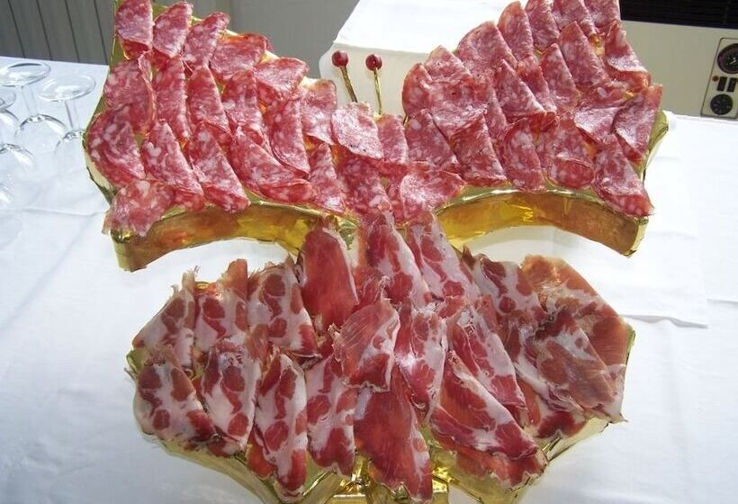 호텔 Albergo Ristorante Turchino