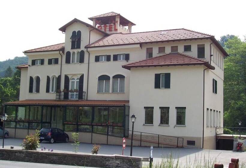 호텔 Albergo Ristorante Turchino