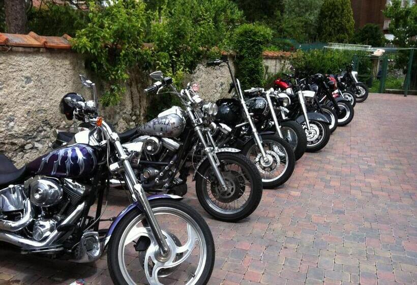 בית מלון כפרי Albergo Sala