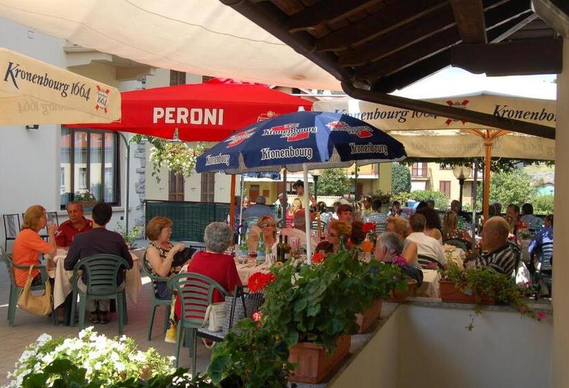 בית מלון כפרי Albergo Sala