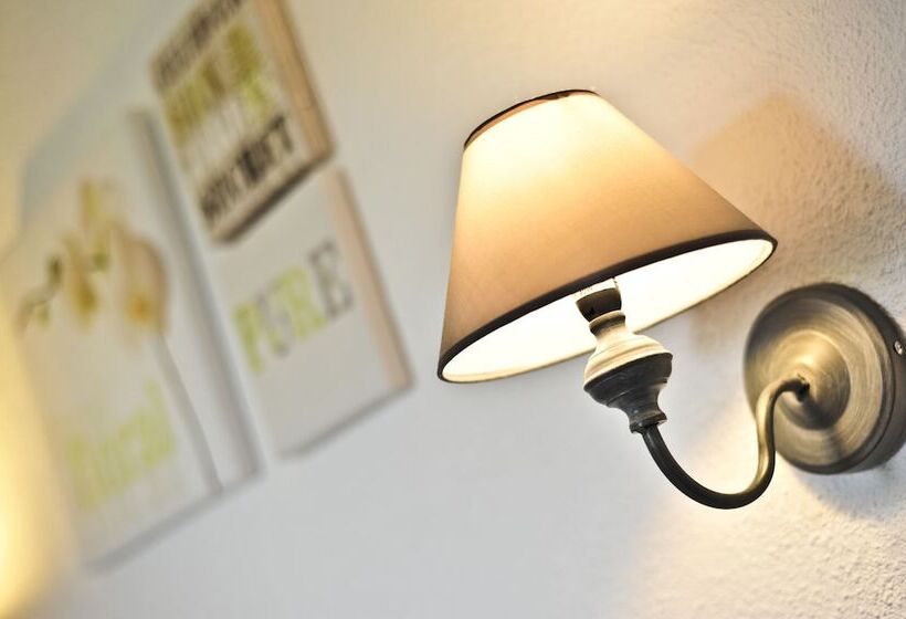 ホテル Amadour Hôtel