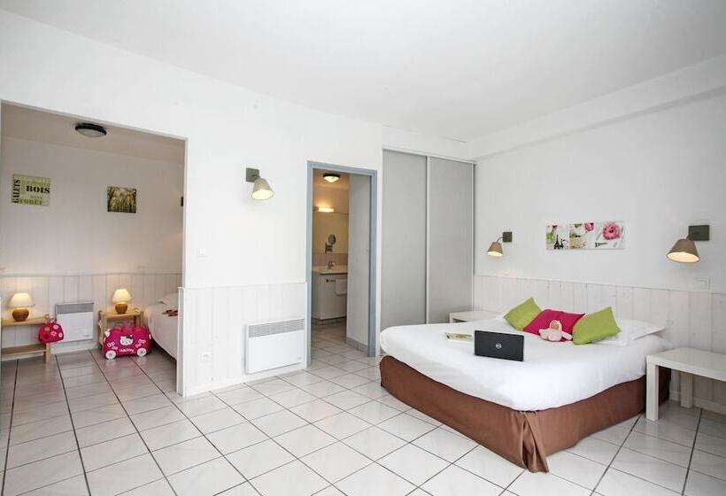 ホテル Amadour Hôtel