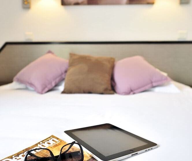 ホテル Amadour Hôtel