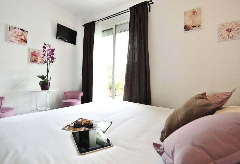 ホテル Amadour Hôtel