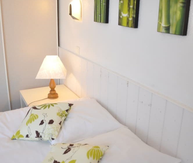 ホテル Amadour Hôtel