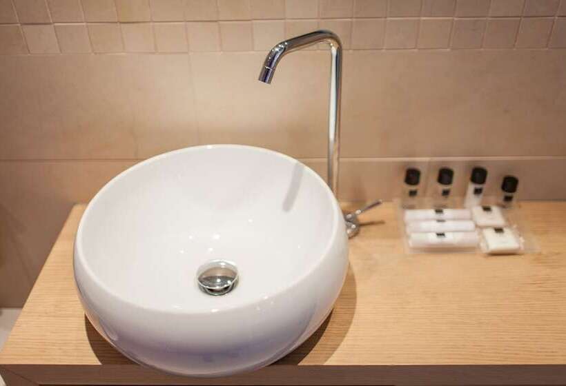 호텔 Ariston & Apartments