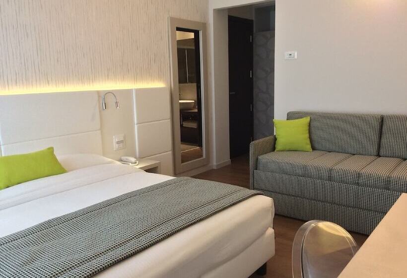 호텔 Ariston & Apartments