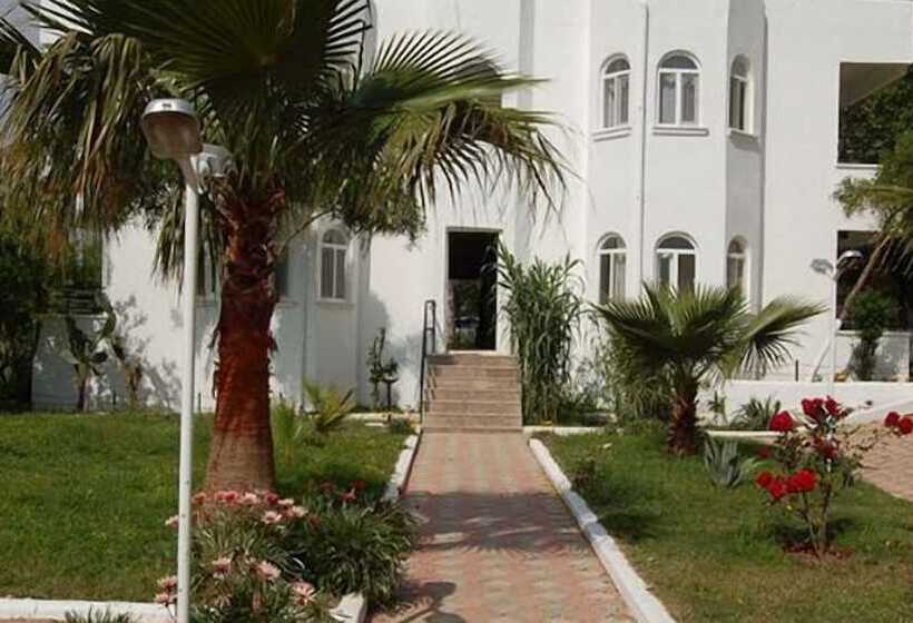 Отель As Queen Beach