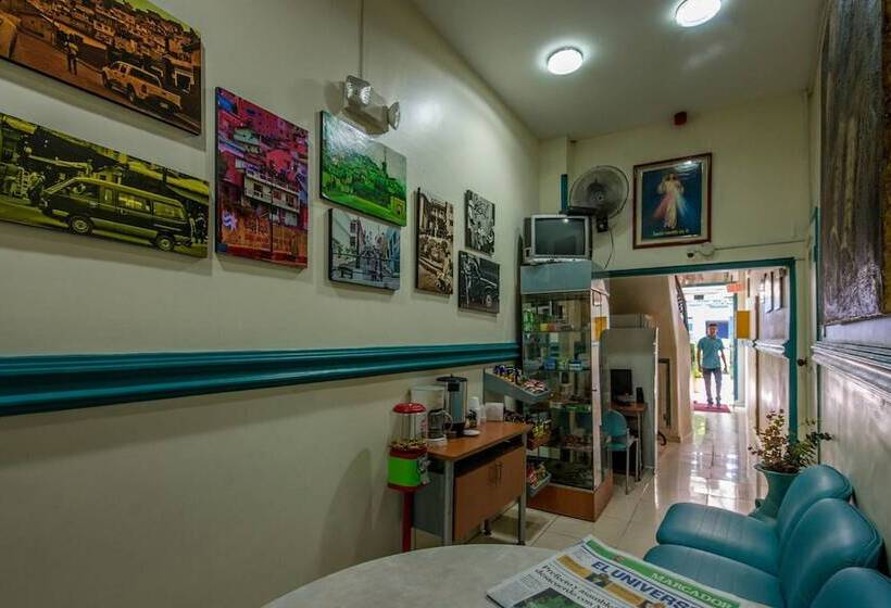 호텔 Atlantic Suites