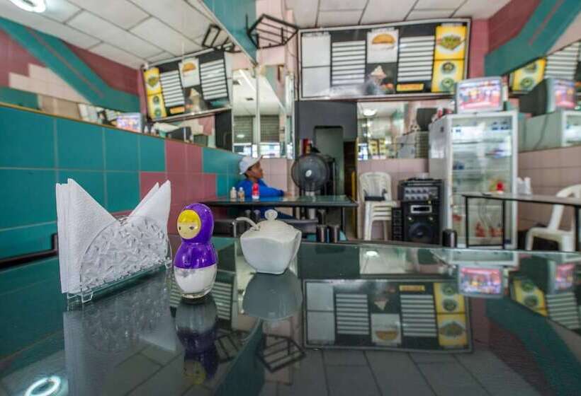 호텔 Atlantic Suites