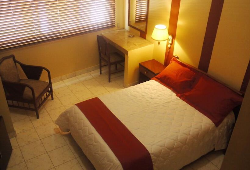 호텔 Atlantic Suites